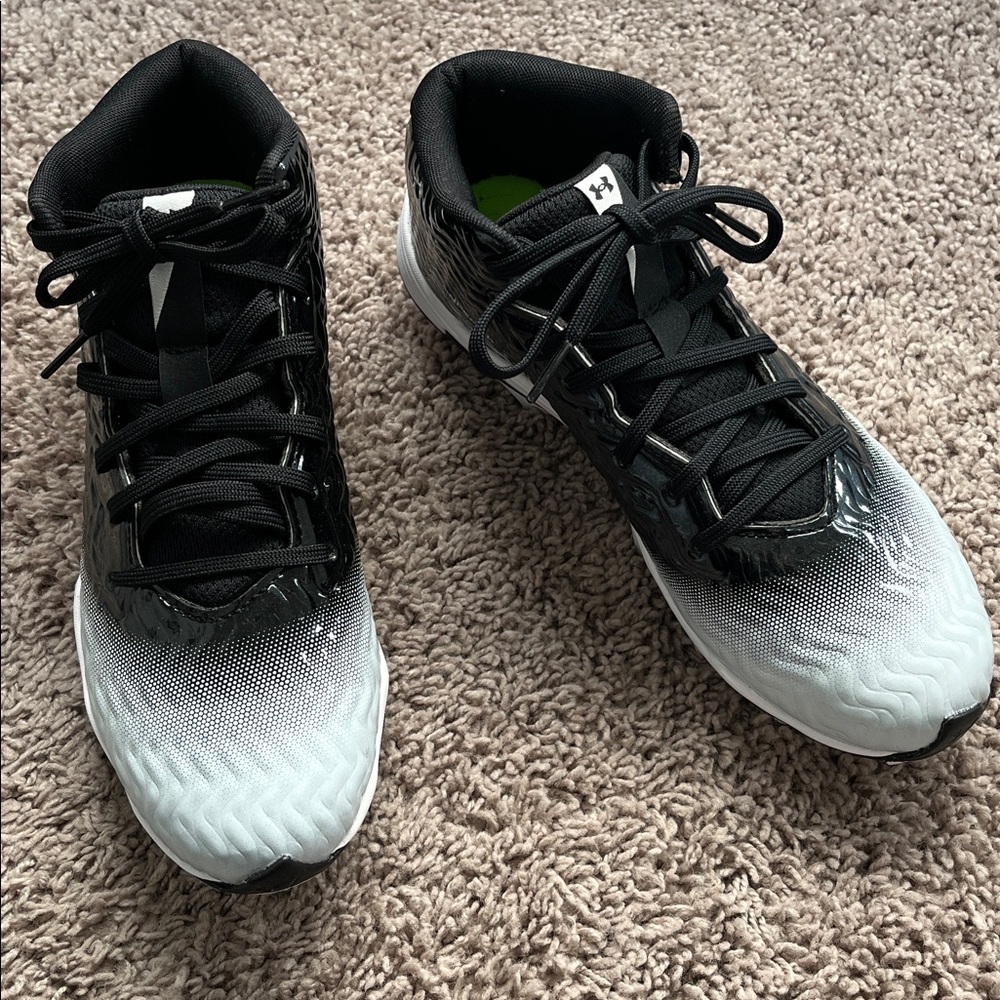 Under Armour Black and White Boys' Cleats